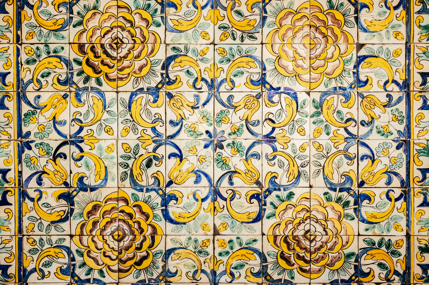 Por que o cérebro adora padrões? A ciência por trás da previsibilidade no design digital